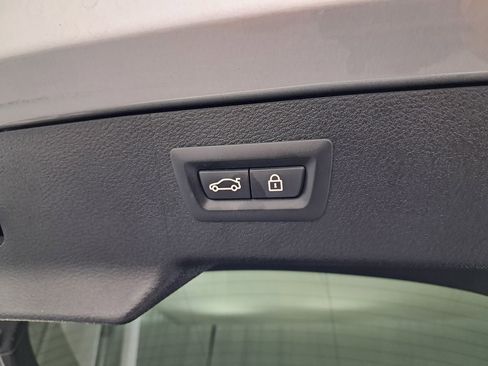 Used 2015 BMW X6 M Executive Package AWD image 20