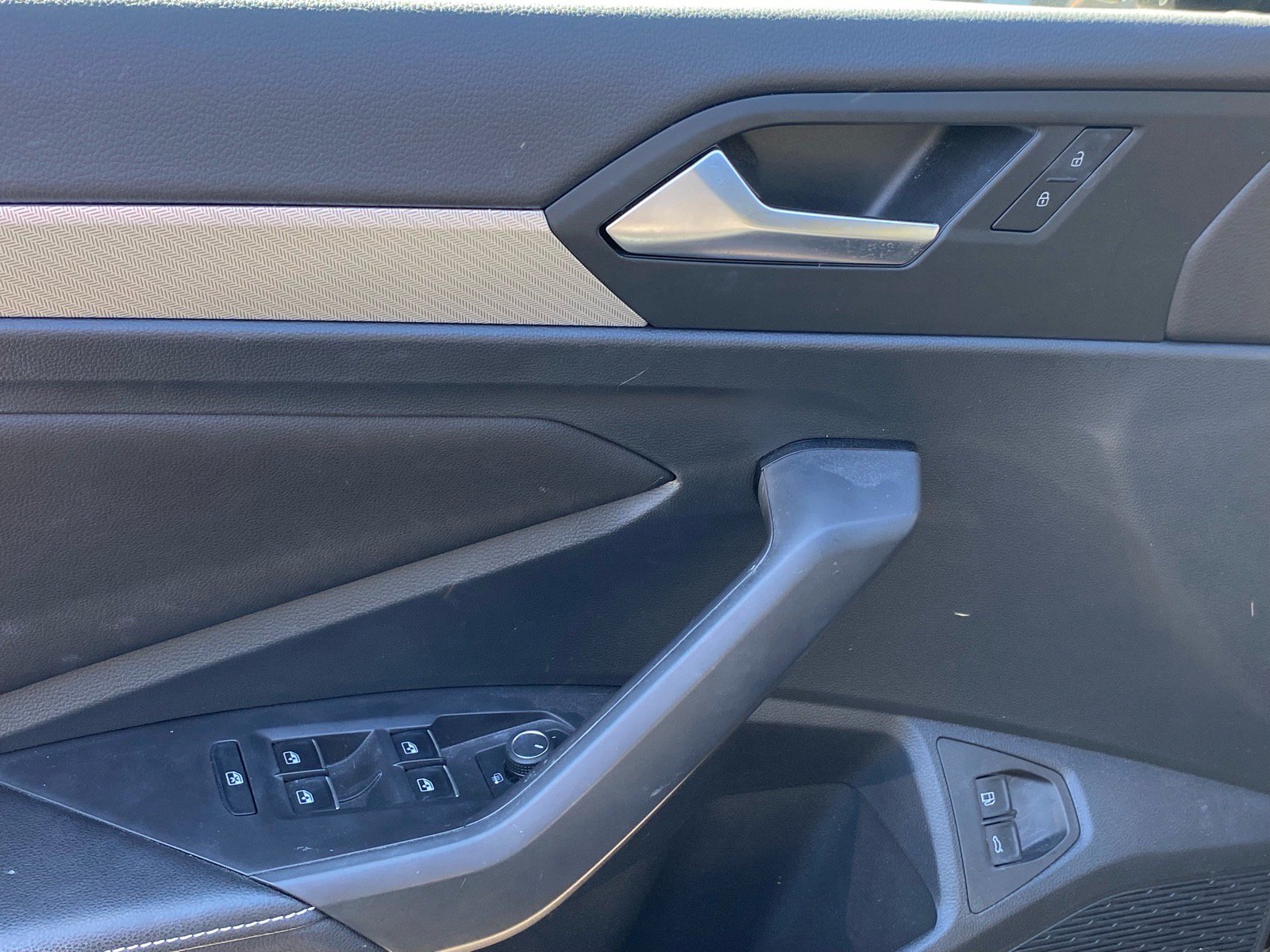 Certified 2023 Volkswagen Jetta Sport FWD image 15