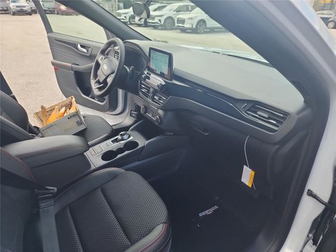 New 2026 Ford Escape ST-Line image 28