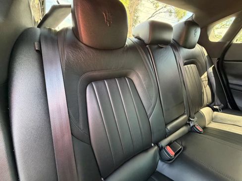 Used 2014 Maserati Quattroporte S Q4 AWD/4WD image 26