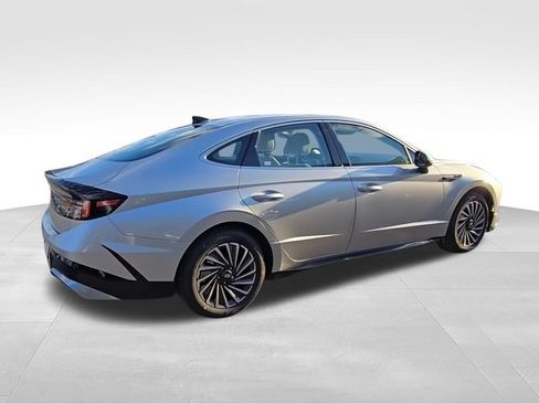 New 2025 Hyundai Sonata SEL FWD image 9