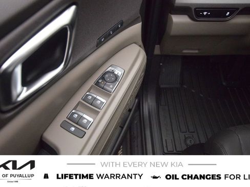 New 2026 Kia Carnival EX image 27