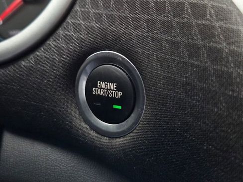 Used 2024 Chevrolet Malibu LT image 32