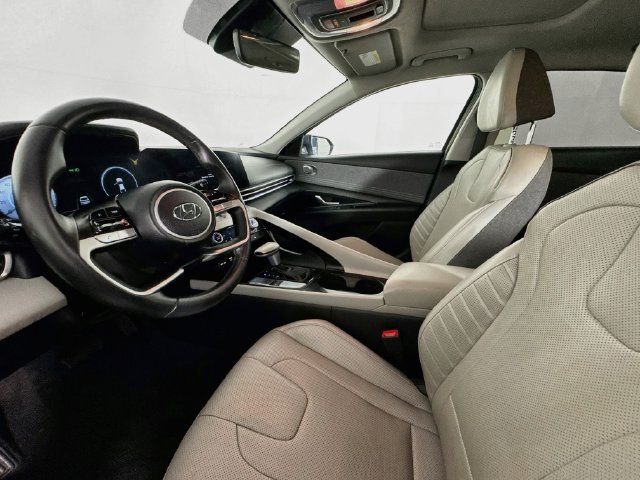 Used 2023 Hyundai Elantra Limited FWD image 19