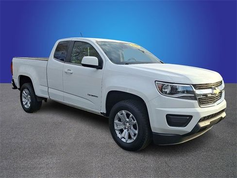 Used 2020 Chevrolet Colorado LT w/ Safety Package image 3