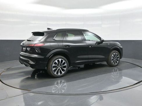 New 2026 Audi Q3 quattro 2.0T AWD/4WD image 7