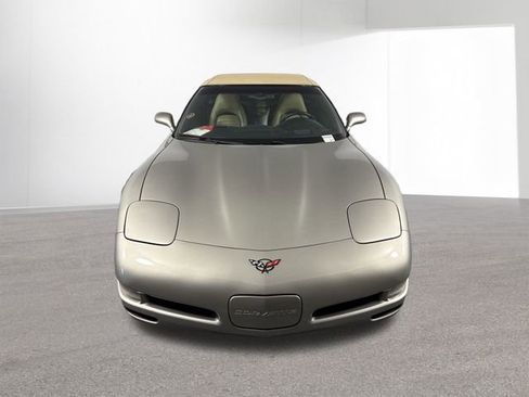 Used 2001 Chevrolet Corvette Convertible w/ Preferred Equipment Group2 image 29