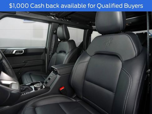 New 2025 Ford Bronco Outer Banks w/ Sasquatch Package image 26