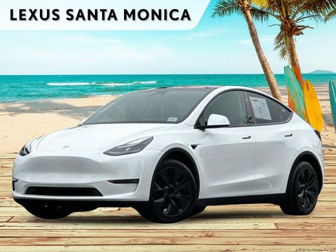 Used 2024 Tesla Model Y Long Range image 1