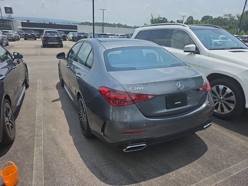 Used 2025 Mercedes-Benz C 300 Sedan image 7