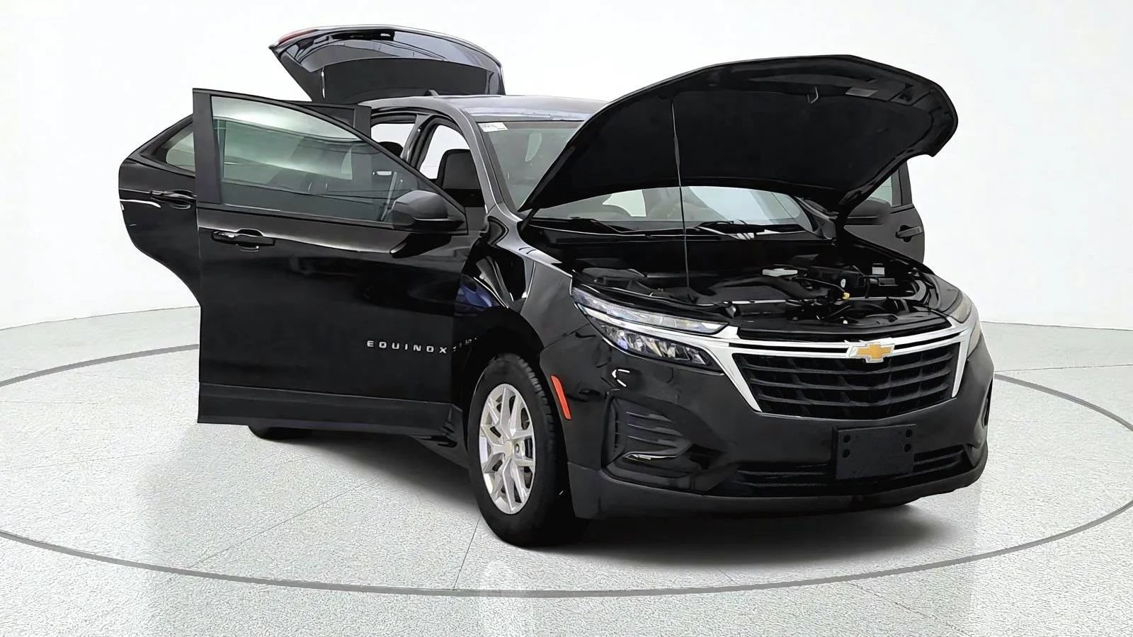 Used 2023 Chevrolet Equinox LS w/ LS Convenience Package FWD image 12