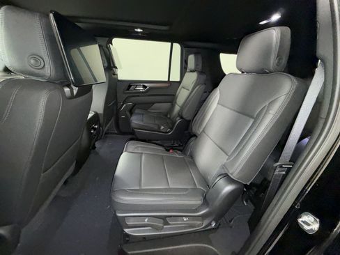 New 2026 GMC Yukon XL Denali w/ Denali Reserve Package AWD/4WD image 25