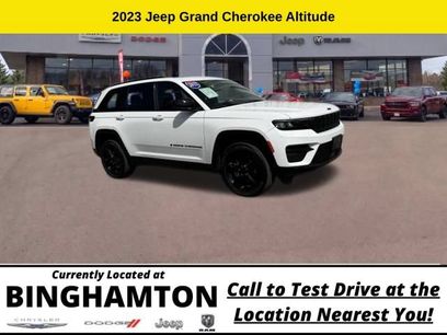 Used 2023 Jeep Grand Cherokee Altitude