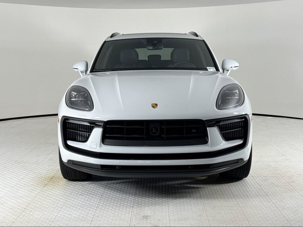Certified 2024 Porsche Macan S AWD/4WD image 10