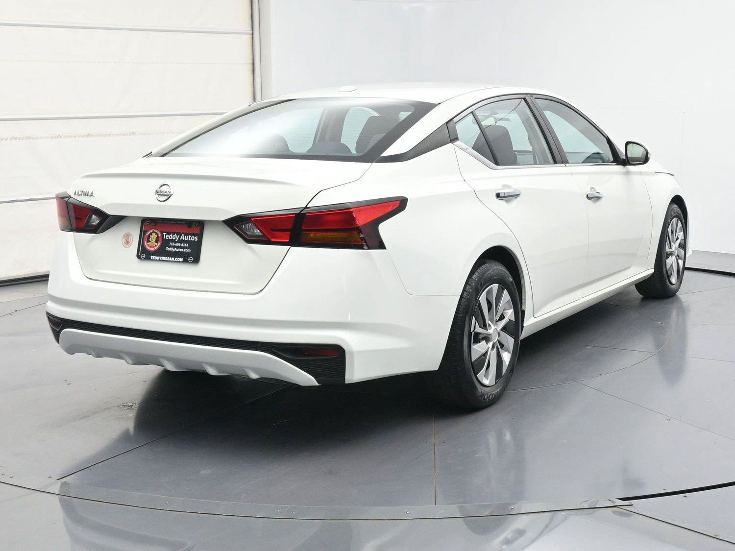 Used 2020 Nissan Altima 2.5 S FWD image 25