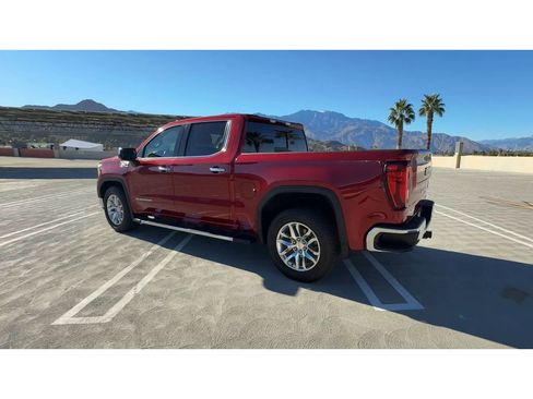 Used 2021 GMC Sierra 1500 SLT w/ SLT Premium Package image 6