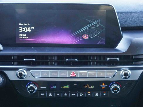 Used 2023 Kia Telluride S image 13