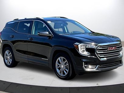 Used 2024 GMC Terrain SLT