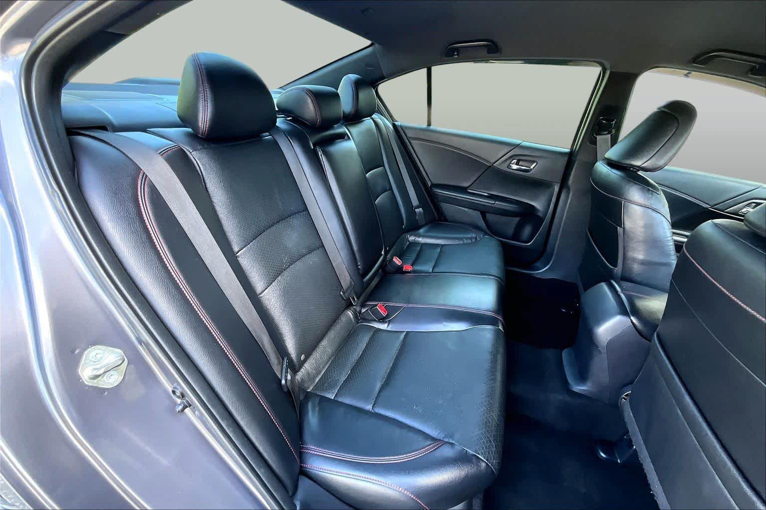 Used 2017 Honda Accord Sport Special Edition image 20