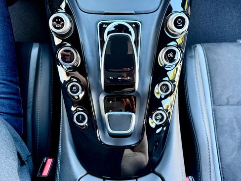 Used 2018 Mercedes-Benz AMG GT R image 56