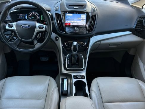 Used 2016 Ford C-MAX Energi SEL image 12
