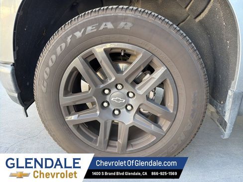 Used 2022 Chevrolet Silverado 1500 RST w/ LPO, Blackout Package image 14