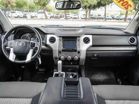 Used 2015 Toyota Tundra SR5 w/ SR5 Upgrade Package AWD/4WD image 15