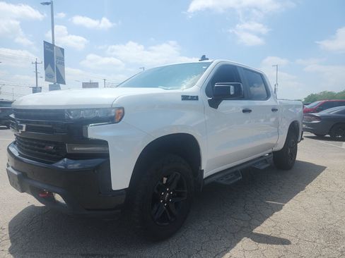 Used 2021 Chevrolet Silverado 1500 LT Trail Boss w/ Convenience Package II AWD/4WD image 7