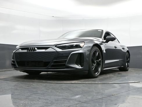 Used 2023 Audi e-tron GT Premium Plus AWD/4WD image 48