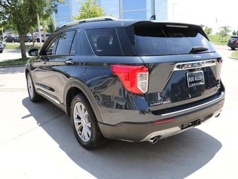 Used 2023 Ford Explorer Limited w/ Limited Technology Package AWD/4WD image 5