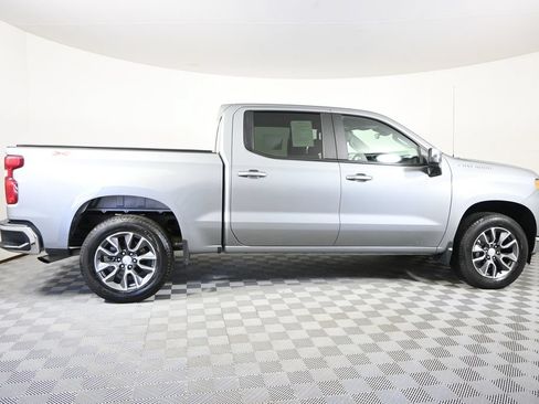 Used 2023 Chevrolet Silverado 1500 LT AWD/4WD image 8