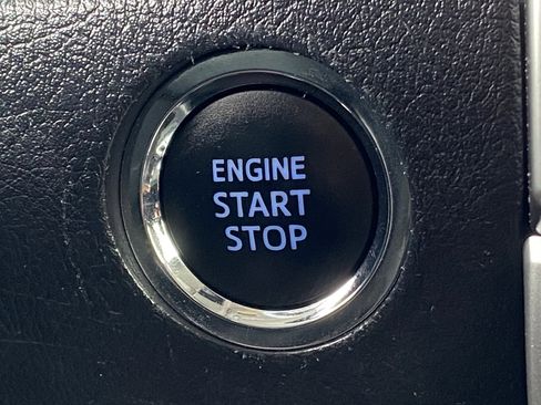 Certified 2024 Toyota 4Runner SR5 AWD/4WD image 25