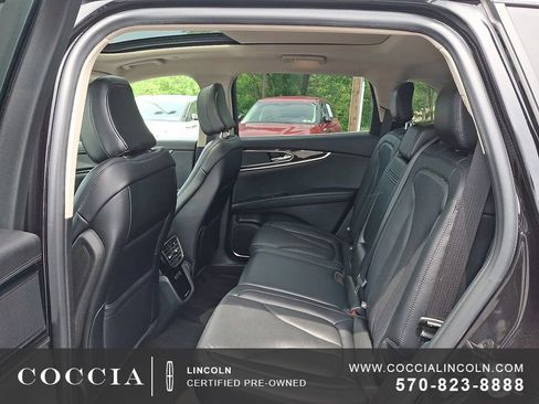 Certified 2022 Lincoln Nautilus Reserve AWD/4WD image 10