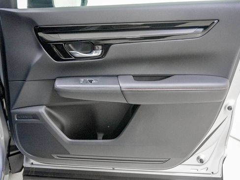 Used 2026 Honda CR-V Sport Touring image 33
