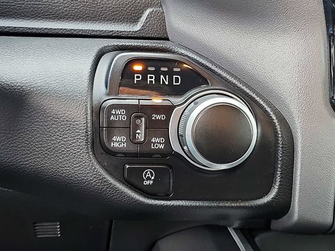 Used 2023 RAM 1500 Big Horn image 14