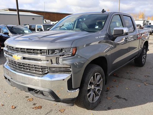 Used 2022 Chevrolet Silverado 1500 LT image 1