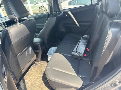 Used 2013 Toyota RAV4 Limited AWD/4WD image 17