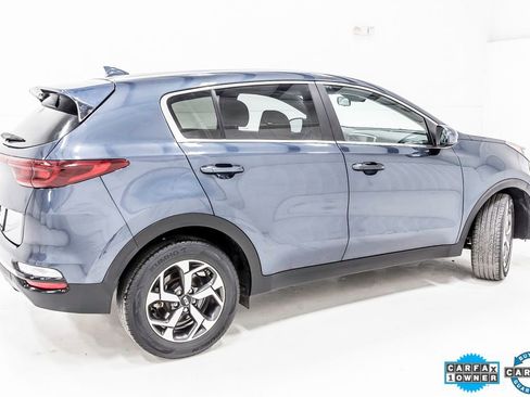 Used 2022 Kia Sportage LX image 8
