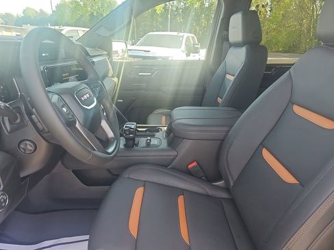 New 2026 GMC Sierra 1500 AT4 image 9