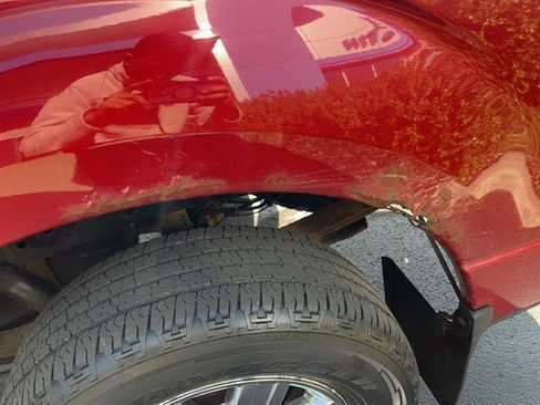 Used 2010 Ford F150 XLT image 11