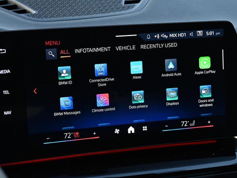 Certified 2025 BMW X2 xDrive28i w/ Premium Package image 17