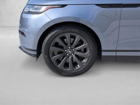 Used 2018 Land Rover Range Rover Velar S AWD/4WD image 14