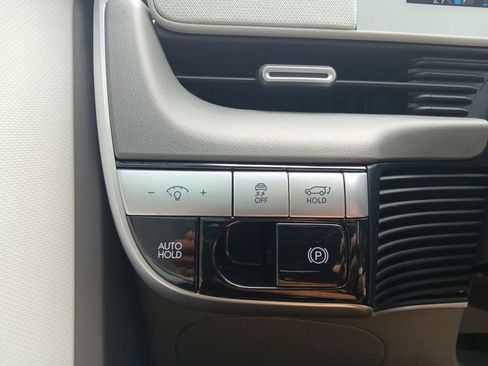 Used 2024 Hyundai Ioniq 5 SEL image 22