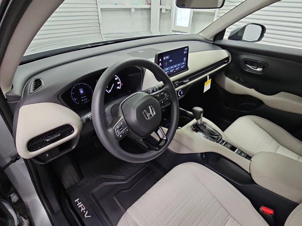 New 2027 Honda HR-V LX image 11