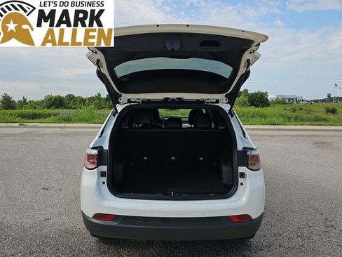 Used 2025 Jeep Compass Limited AWD/4WD image 25