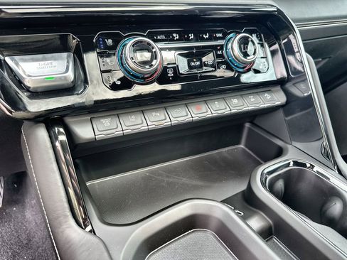 New 2026 GMC Sierra 2500 AT4X image 27