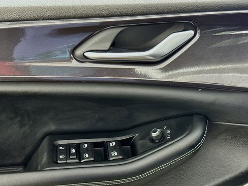 Used 2022 Jeep Grand Cherokee Altitude image 20