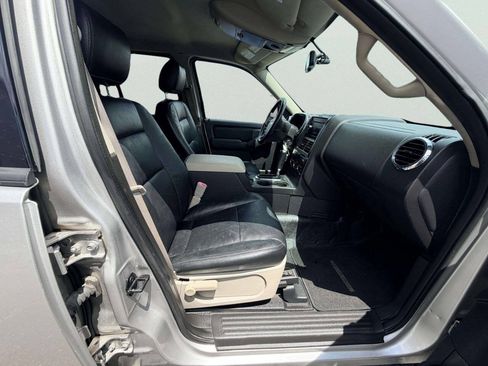 Used 2008 Ford Explorer Sport Trac XLT RWD image 24