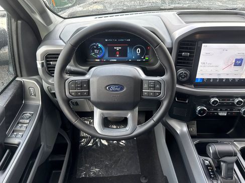 New 2025 Ford F150 Lightning XLT image 13