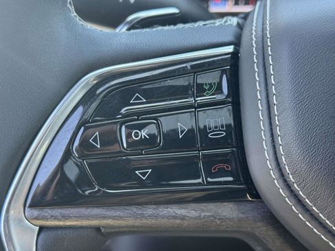 Used 2023 Jeep Grand Cherokee L Overland AWD/4WD image 21